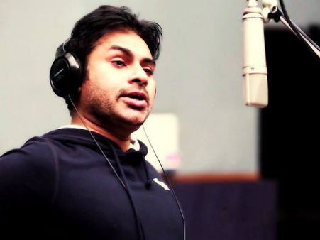 పవన్ పాడిన పాట విడుదల...లింక్