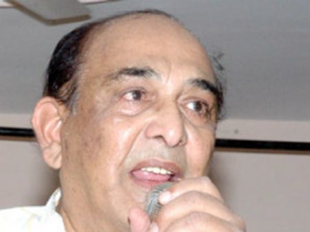 వైఎస్‌ రాజశేఖరరెడ్డి వెనకుండి నాతో... : విజయచందర్