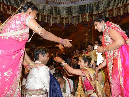 కళ్యాణం...కమనీయం! (బాలయ్య కూతురు పెళ్లి పిక్చర్స్)