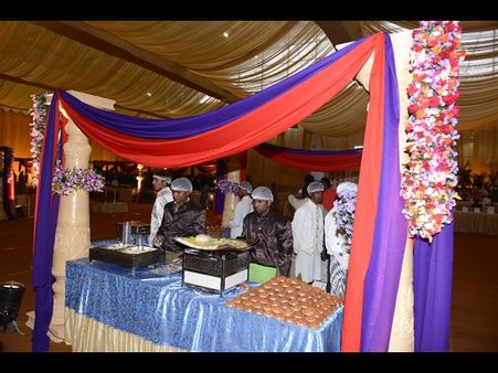 బాలయ్య ఇంట పెళ్లి : వెరైటీలతో విందు (ఫోటోలు)