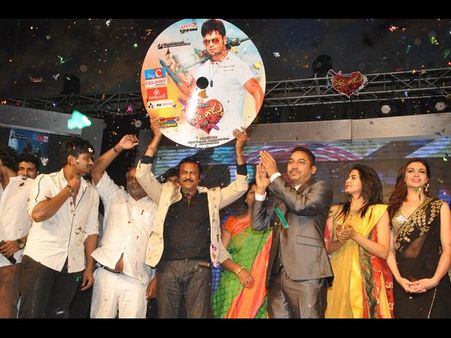 మనోజ్ 'పోటుగాడు' ఆడియో పంక్షన్ (ఫోటోలు)