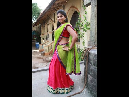 అంజలి మళ్లీ అదృశ్యం? పొలిటీషిన్‌తో పెళ్లంటూ పుకార్లు!