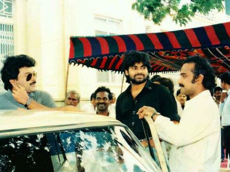 దేవీశ్రీ ప్రసాద్ షేర్ చేసిన పవన్ కళ్యాణ్ (రేర్ ఫోటో)