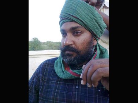 'బాహుబలి' లో రాజమౌళి (వెరైటీ గెటప్ ఫోటో)