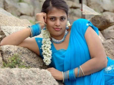 ‘చందమామ’ తార సింధు మీనన్ ఆత్మహత్యాయత్నం