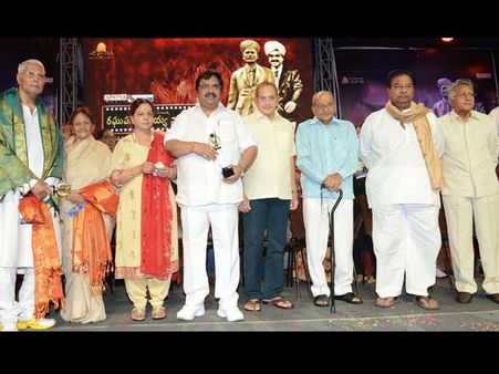 కులం పై దాసరి సంచలన వ్యాఖ్యలు