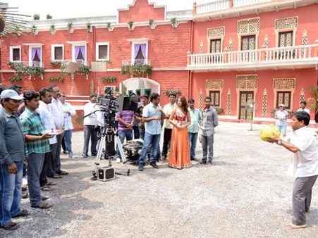 సెట్లో నాగార్జునకి ట్విస్ట్ ఇచ్చిన హీరోయిన్