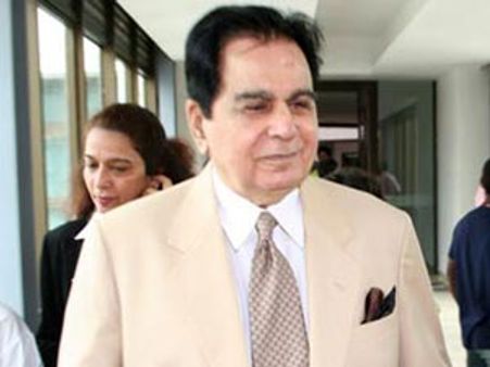 ఐసీయూలో చేరిన బాలీవుడ్‌ దిగ్గజం