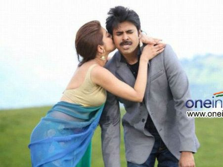 ‘అత్తారింటికి దారేది’ కి ఓయూ జెఎసి హెచ్చరిక