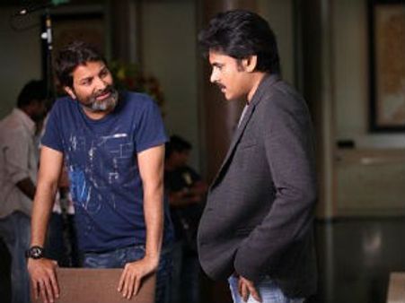 పవన్ బాటలో త్రివిక్రమ్ కూడా, మీడియా ముందుకు పైరసీ నిందితులు