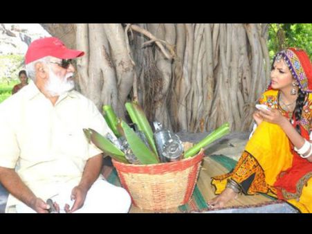 ‘ఉగ్గుపాల వయసులోనే సిగ్గునొదిలేశా’ అంటూ మంచు లక్ష్మి