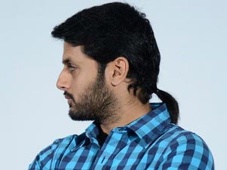 పిలకతో నితిన్...‘హార్ట్ ఎటాక్’ లుక్