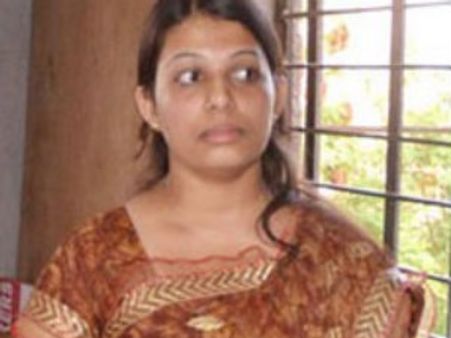 వివాదాస్పద నటి తారా చౌదరి మళ్లీ వార్తల్లోకి..