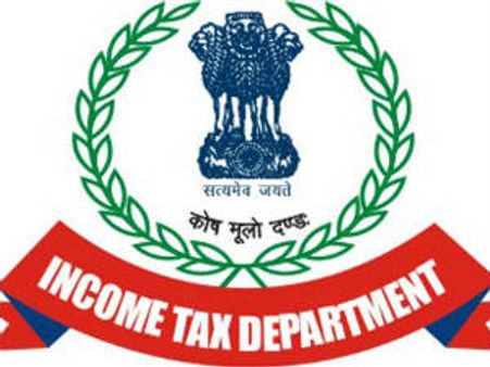 యాక్టర్లు, నిర్మాతల ఇళ్లపై ఇన్‌కం టాక్స్ దాడులు