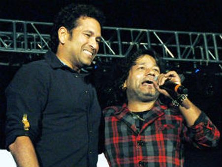 సచిన్ కోసం ప్రముఖ గాయకుడు...'సచిన్‌ ఆంథమ్‌'