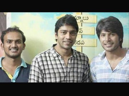 అల్లరి నరేష్ వాయిస్ ఓవర్ తో దూసుకొస్తోంది