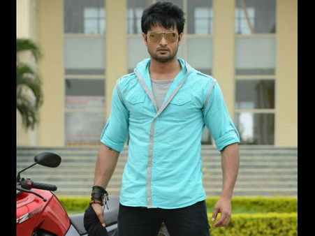 'ఆడు మగాడురా బుజ్జీ‌' విడుదల తేదీ మార్పు?