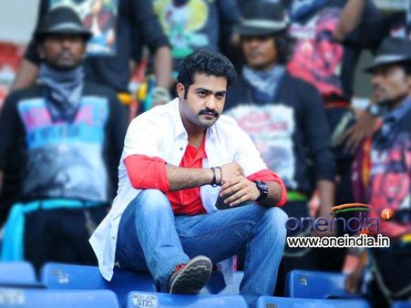 ఎన్టీఆర్ జోరును అడ్డుకొన్న వాళ్ళకు బుద్ది