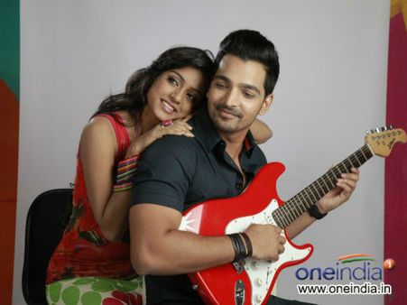 ‘ప్రేమ ఇష్క కాదల్’...మూవీ రివ్యూ