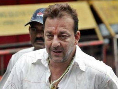 సంజయ్‌దత్‌ విడుదల..!