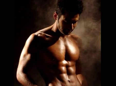 '1 నేనొక్కడినే' లో సిక్స్ ప్యాక్ విషయమై మహేష్ బాబు