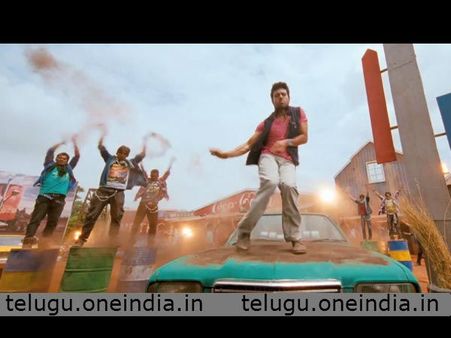 కేక పుట్టించిన రామ్ చరణ్, అంతా పడిపోయారు (ఫోటోలు)