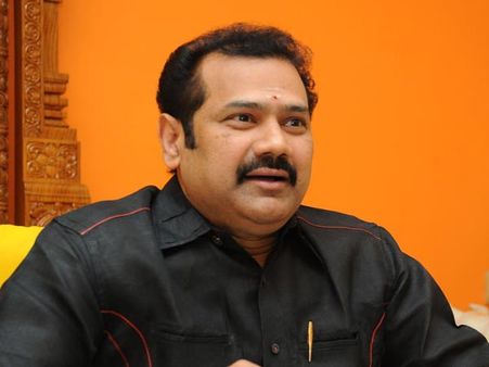 చిన్ని కృష్ణ పెద్ద ఆశలు...చిరంజీవినే టార్గెట్ చేసాడు!