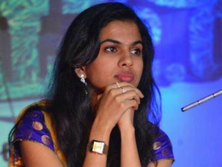 గాయని శ్రావణ భార్గవికి తప్పిన ప్రమాదం