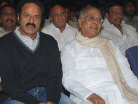 అక్కినేని మృతి:బాలకృష్ణ ఎందుకు రాలేదు?