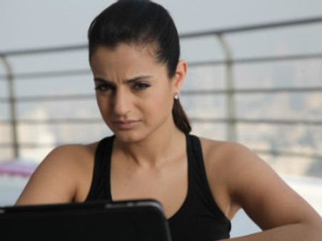 వెంటపడి తరిమారు, అమీషా పటేల్‌కు తీవ్ర గాయాలు