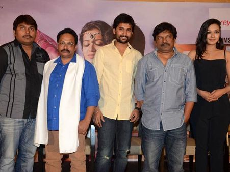 రూ. 200లకు పనిచేసే మోడల్‌గా హీరో నాని (ఫోటోలు)