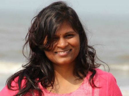 అవును...ఎమ్మెస్ నారాయణ కుమార్తె సినిమా డైరక్టర్