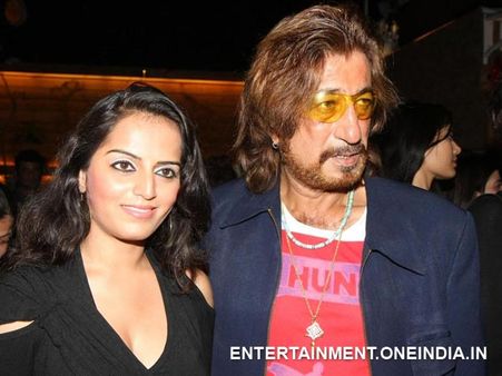 షాకింగ్: నగ్న ఫోజుల హీరోయిన్ కాంగ్రెస్ నేత లవర్ (ఫోటోలు)