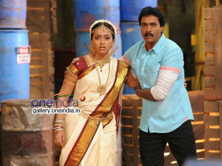 నవ్విస్తాడు... ('భీమవరం బుల్లోడు' ప్రివ్యూ)