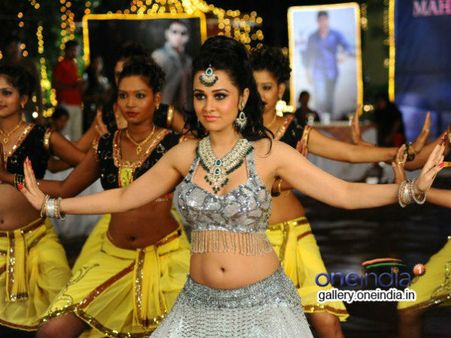 కెరీర్ - ప్రేమ ('నువ్వే నా బంగారం' ప్రివ్యూ)