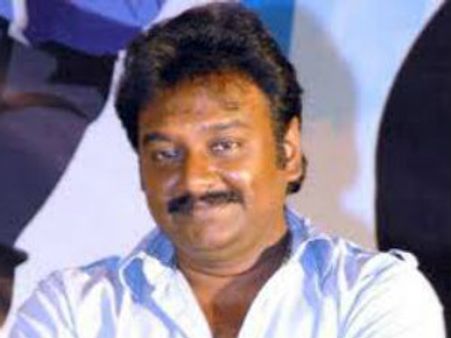 కంట్రోల్ తప్పి వి.వి వినాయిక్...టెన్షన్ లో నిర్మాత ?