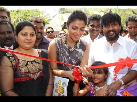 బెంజ్ వెకేషన్ క్లబ్‌లో అమలా పాల్ సందడి (ఫోటోలు)