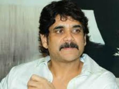 మొన్న పవన్ కళ్యాణ్...ఇప్పుడు నాగార్జున