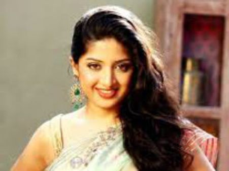 షూటింగులో హీరోయిన్ పూనమ్ కౌర్‌కు గాయాలు!