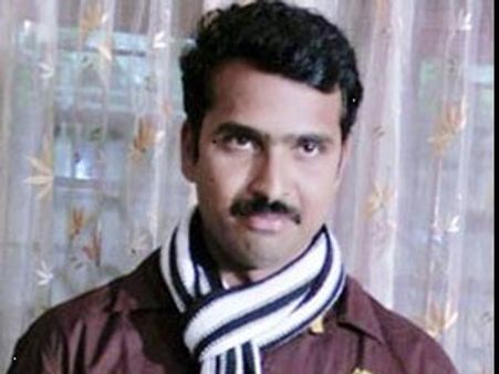 రోడ్డు ప్రమాదంలో కన్నడ హీరో మృతి