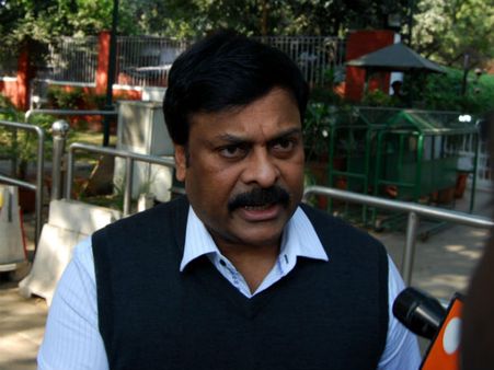 శ్రీజ గురించి: యూట్యూబులో చిరు ఇంటర్వ్యూ కలకలం!