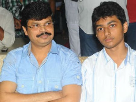 జోతిష్య పండితుల సూచన: యంగ్ లయన్ మోక్షజ్ఞ అలా..!