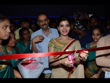 మల్టీప్లెక్స్ ఓపెన్: సమంత, నితిన్, వినాయక్ సందడి (ఫోటోలు)