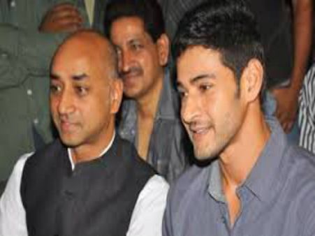 ఇదో టెన్షన్‌: మహేష్‌ అక్కడితో సరిపెడతాడా లేక...