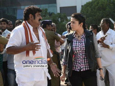 ప్చ్...రిలీజైన తెల్లారే థియోటర్స్ నుంచి తీసేసారు