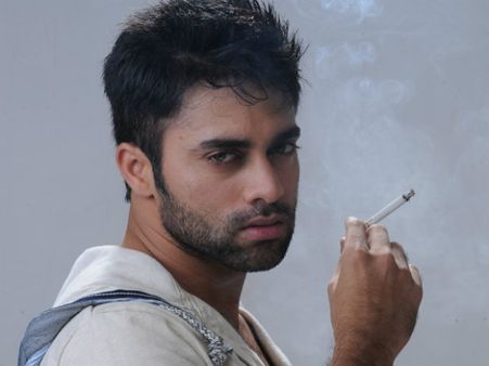 వర్మ దగ్గరకు చేరిన మరో ఫ్లాఫ్ హీరో