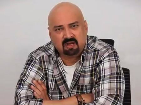 పవన్ కళ్యాణ్ ధర్మయుద్దం చేస్తున్నారు