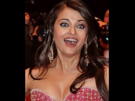 నవ్వండి: సినిమా స్టార్స్ వింత ఎక్స్ ప్రెషన్స్ (ఫోటోలు)