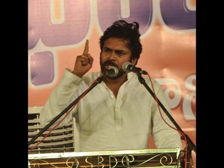 ఇంతకీ పవన్ కళ్యాణ్ హిట్టా...ఫట్టా