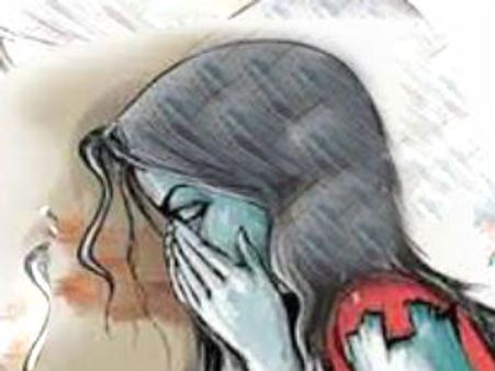 నటిపై అత్యాచారం కేసు...అసలు జరిగింది ఇదీ